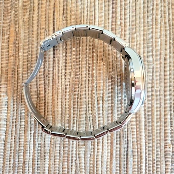 TIMEX Express TW2R66100 Men's Watch - Picture 3 of 6